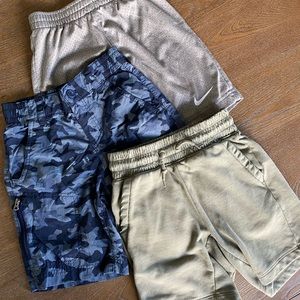 XS Boys Shorts Gap, Columbia & Nike {set of 3}